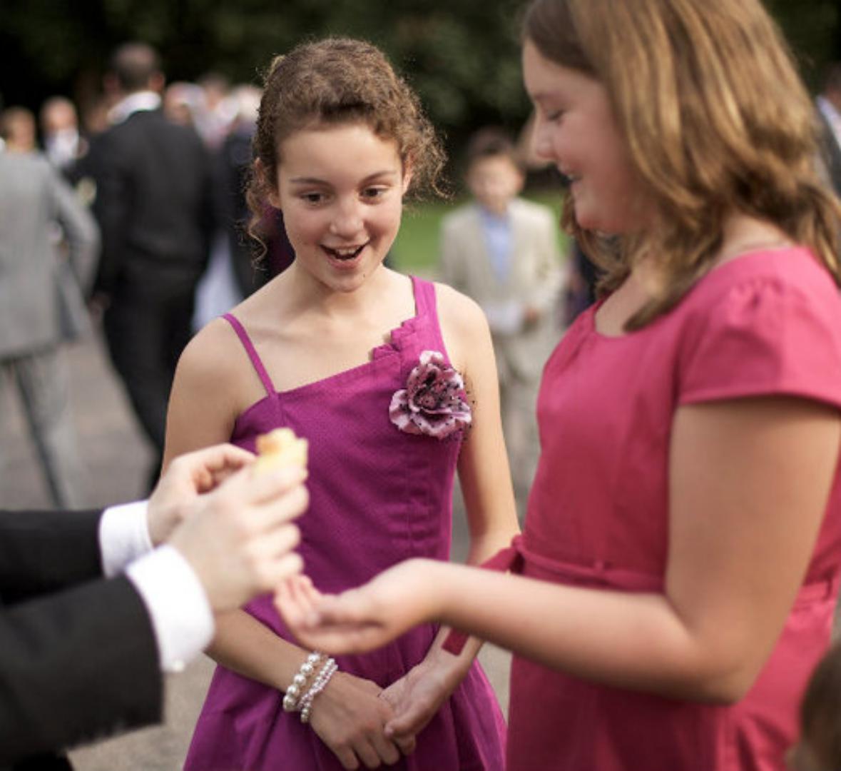 magician at wedding